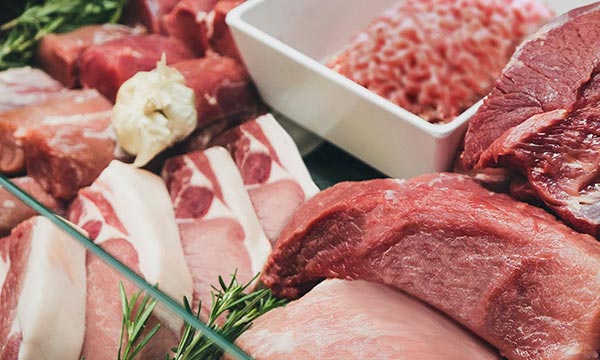 Beste Produkte für Sie in unserer Fleischauslage Beste Produkte für Sie in unserer Fleischauslage